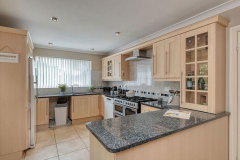 undefined, Linthurst Newtown, Blackwell, B60