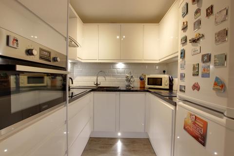 2 bedroom retirement property for sale, CEDAR COURT, FAREHAM