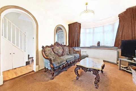 undefined, Sandringham Crescent, Harrow HA2
