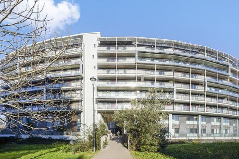 2 bedroom flat for sale, Palmers Road, London E2