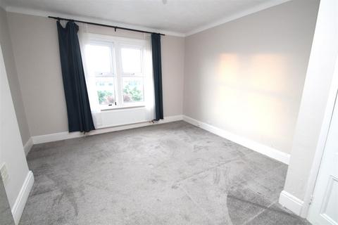 1 bedroom flat to rent, St. Catherines Road, Littlehampton