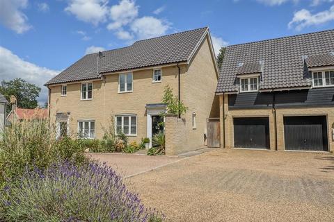 3 bedroom semi-detached house for sale, Jersey Meadow, Kentford