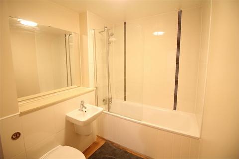 undefined, Staten House, The Hub