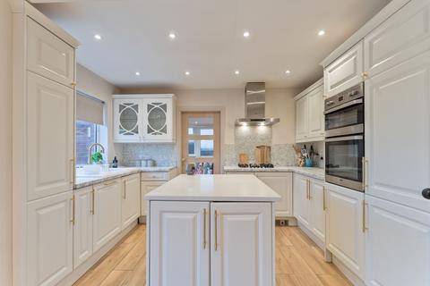 3 bedroom detached house for sale, Melbourne Way, Newport, NP20