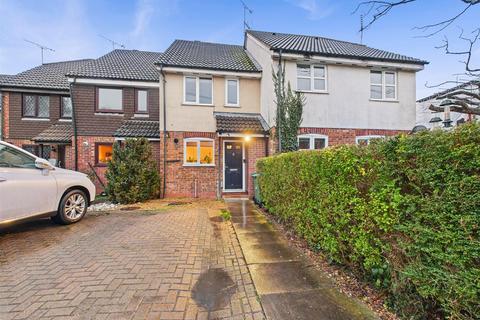 2 bedroom terraced house for sale, Pearson Close, Aylesbury HP19