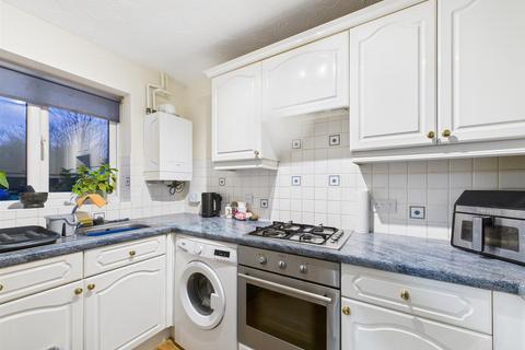 2 bedroom terraced house for sale, Pearson Close, Aylesbury HP19