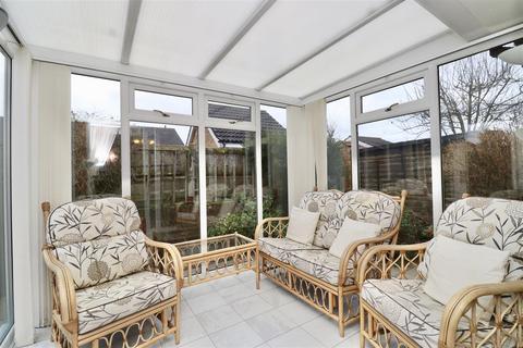 2 bedroom detached bungalow for sale, Rowan Court, Pocklington, York