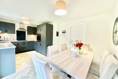 4 bedroom detached house for sale, Dowling Road, Uttoxeter ST14