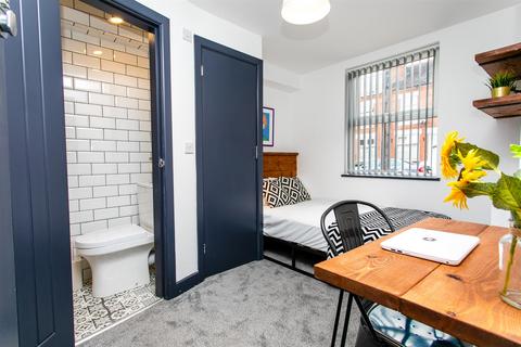 1 bedroom in a house share to rent, Argyll Street, Ball Hill, Coventry