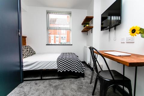 1 bedroom in a house share to rent, Argyll Street, Ball Hill, Coventry