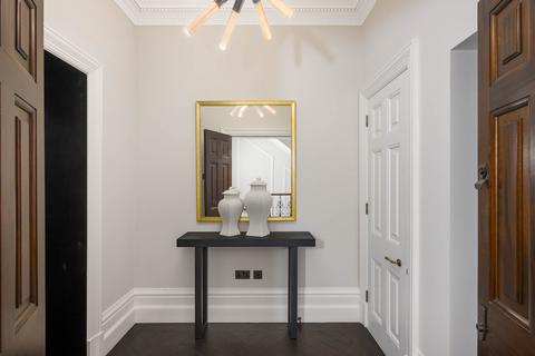 3 bedroom apartment to rent, Charles Street, London, W1J
