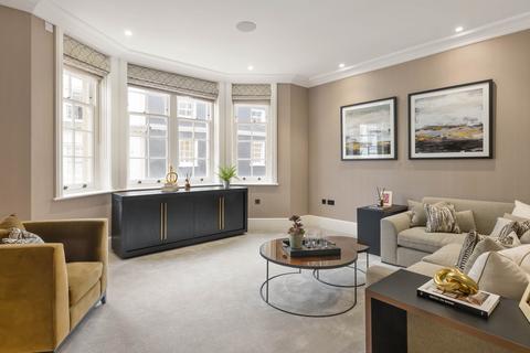 4 bedroom apartment to rent, Charles Street, London, W1J