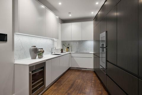 2 bedroom apartment to rent, Charles Street, London, W1J