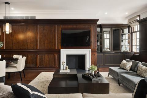 2 bedroom apartment to rent, Charles Street, London, W1J