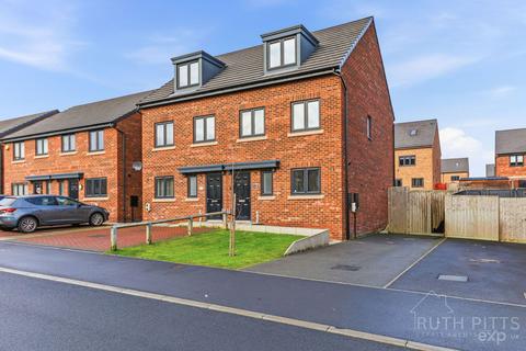 3 bedroom semi-detached house for sale, Pontefract WF9
