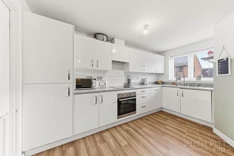 3 bedroom semi-detached house for sale, Pontefract WF9
