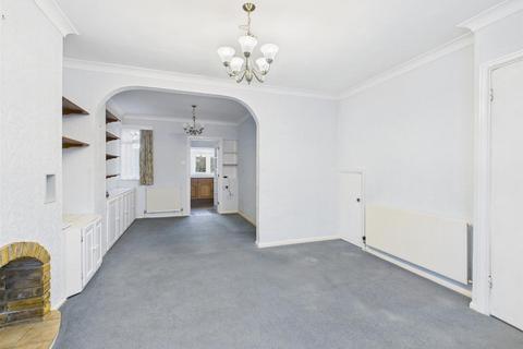 3 bedroom end of terrace house for sale, Selby Chase, Ruislip HA4