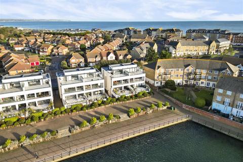 4 bedroom semi-detached house for sale, Port Moresby Place, Eastbourne