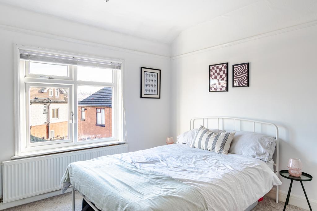 Bedroom2a