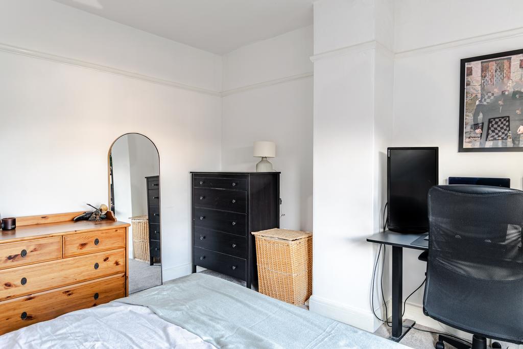 Bedroom2b