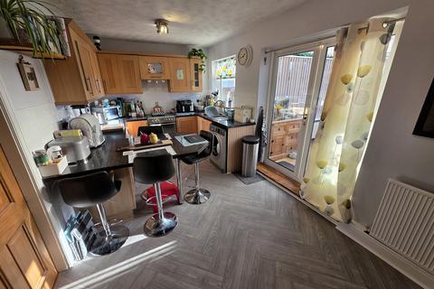 3 bedroom semi-detached house for sale, Alderley Road, Winnington, Northwich, CW8