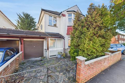 undefined, Great Central Avenue, Ruislip HA4