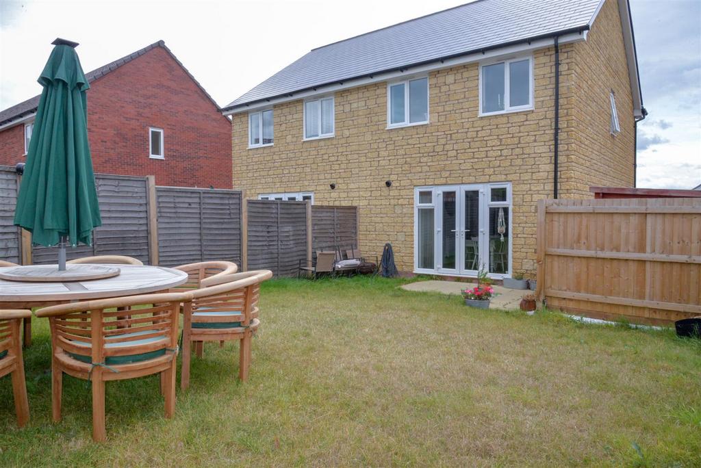 Rear Garden 3.jpg