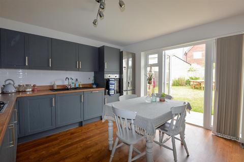undefined, Dahlia Close, Bridgwater TA5