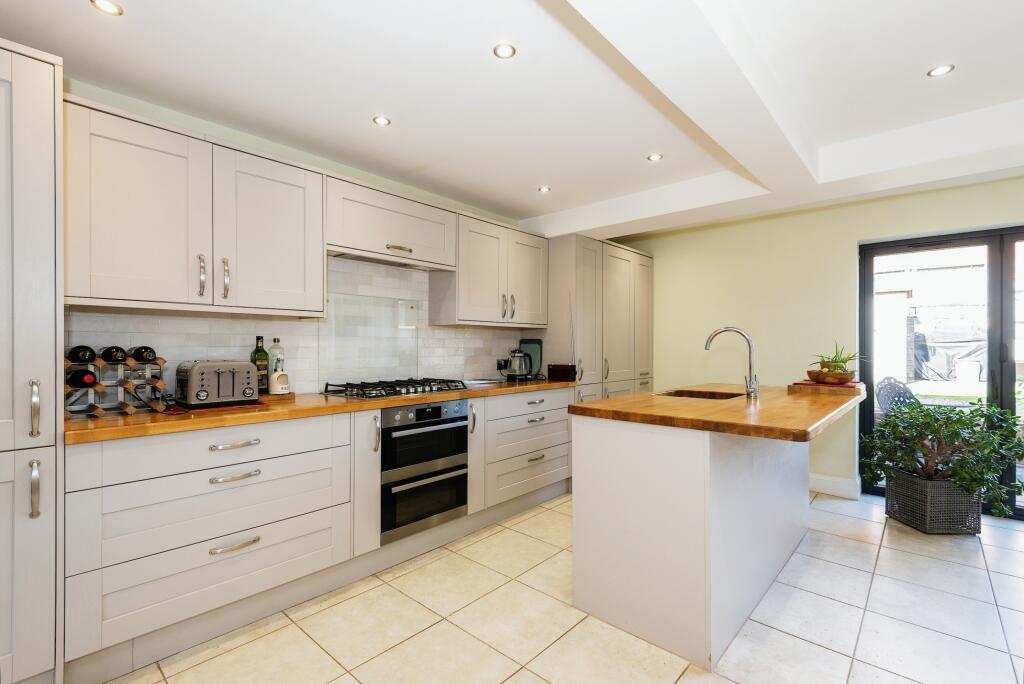 Kitchen.jpeg