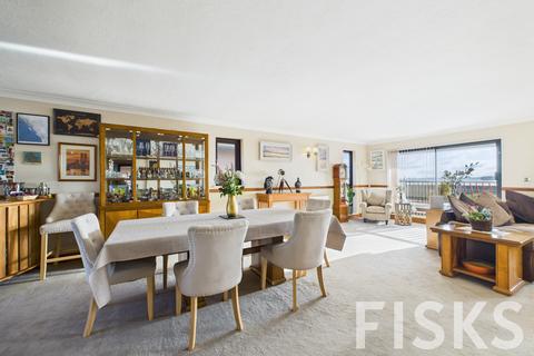 4 bedroom detached house for sale, Eastern Esplanade, Canvey Island, SS8