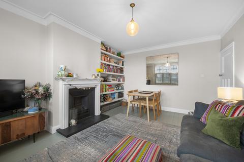 2 bedroom apartment for sale, Portsmouth Road, Surbiton KT6