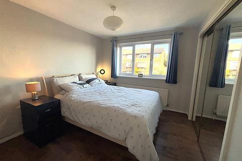 2 bedroom flat for sale, Kingsleigh Walk, Bromley