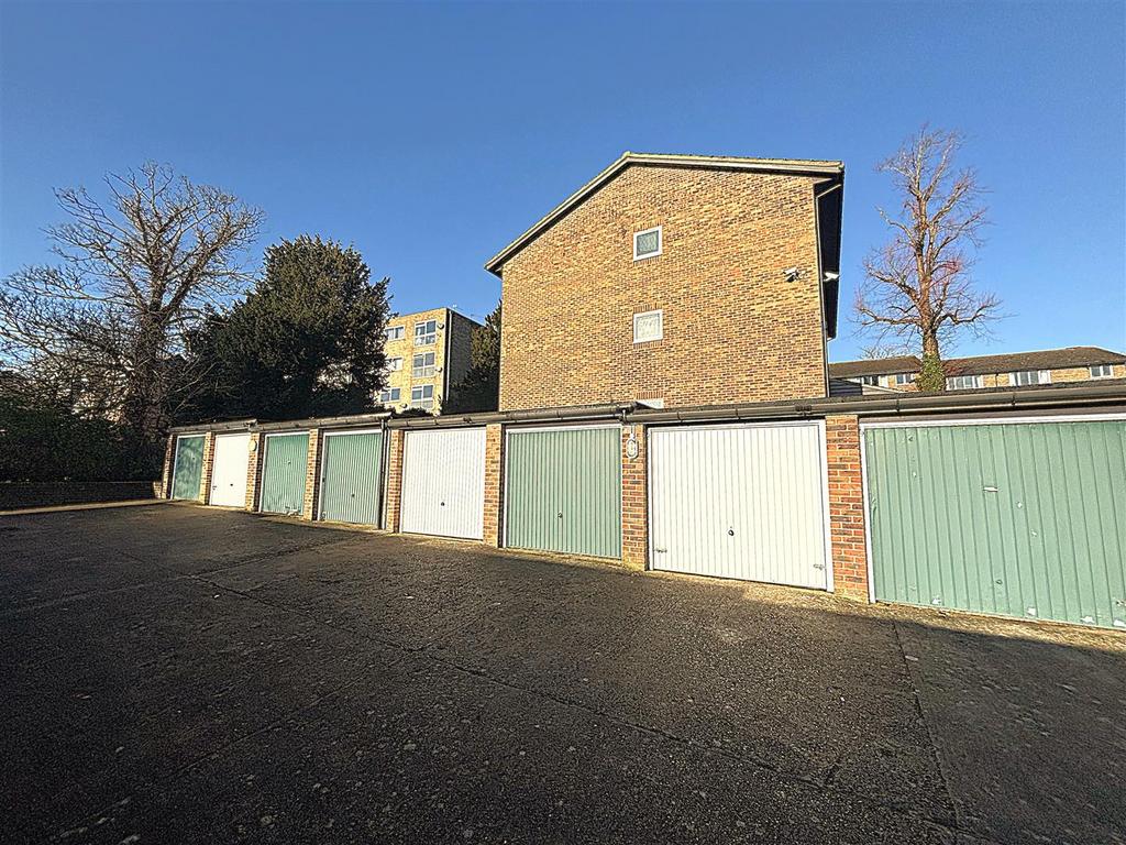 COMMUNAL GARDENS, GARAGE &amp; PARKING