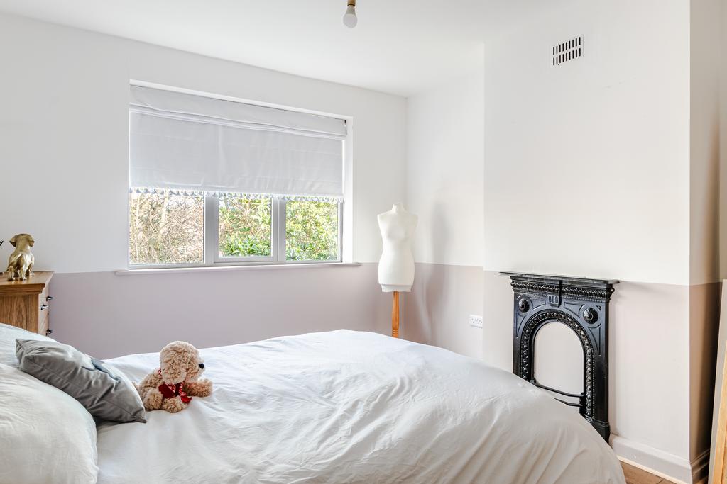 Bedroom2a