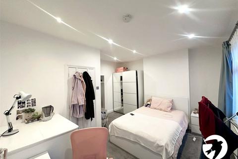 2 bedroom flat for sale, Algiers Road, London, SE13