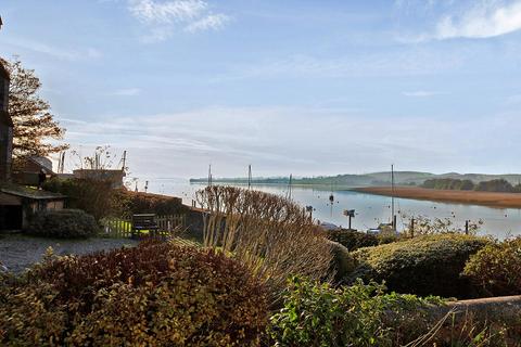 2 bedroom flat for sale, Exe Street, Topsham, Devon, EX3