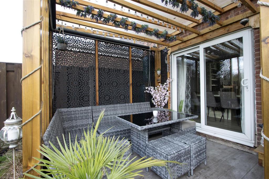 Rear Seating Area