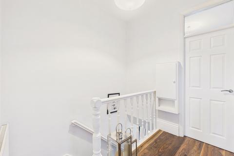 2 bedroom flat for sale, Beacon Street, Low Fell, Gateshead, NE9