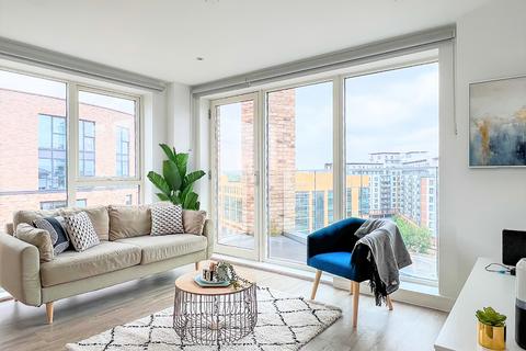 3 bedroom apartment to rent, Clippers Quay Salford M50