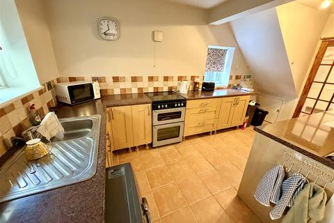 3 bedroom semi-detached house for sale, Dukes Road, Dordon