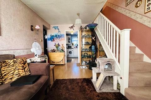 2 bedroom end of terrace house for sale, Sycamore Grove, London, SE6