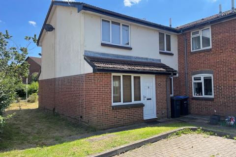 1 bedroom terraced house to rent, Egham TW20