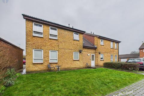 undefined, Grasslands, Aylesbury, Buckinghamshire