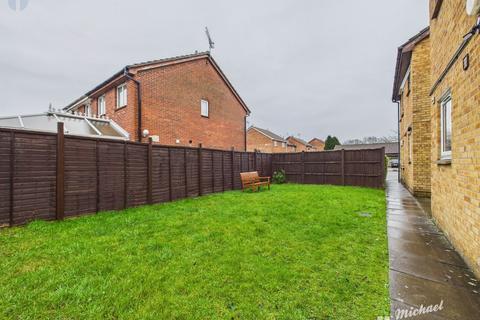 undefined, Grasslands, Aylesbury, Buckinghamshire