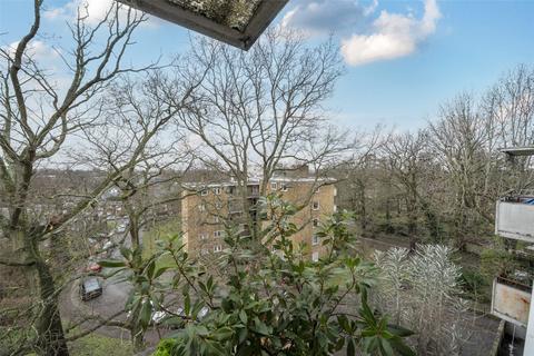 1 bedroom apartment for sale, Pagoda Gardens, London