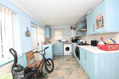 3 bedroom end of terrace house for sale, Ashington Road, Eastbourne
