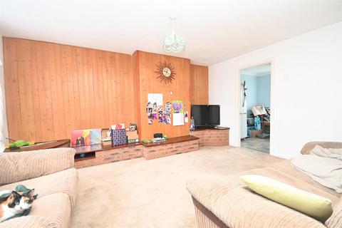 3 bedroom end of terrace house for sale, Ashington Road, Eastbourne