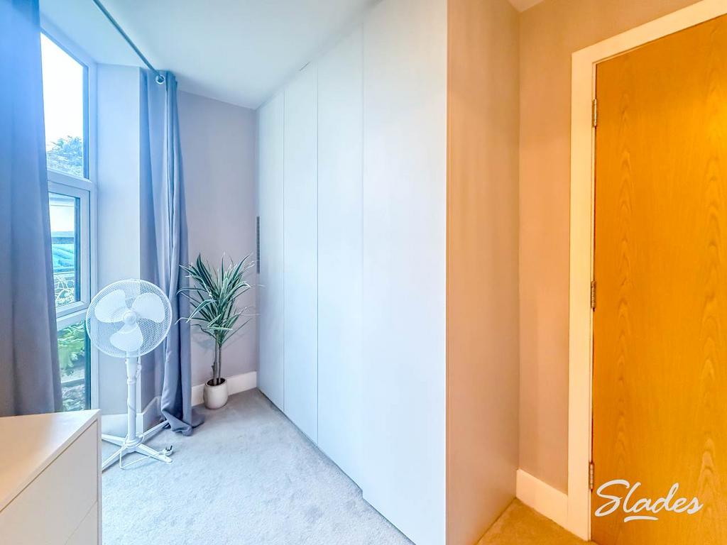 Bedroom 2 (4)
