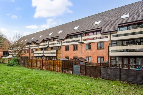 undefined, York Court, Kingsway Gardens, Andover, SP10 4BJ