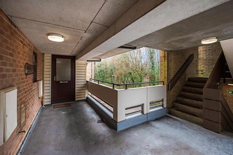 undefined, York Court, Kingsway Gardens, Andover, SP10 4BJ